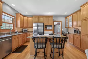 1578 Fox Hollow Ln, Cedarburg, WI 53012 - Photo 9