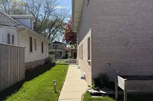 4536 N Larkin St, Shorewood, WI 53211 - Photo 3