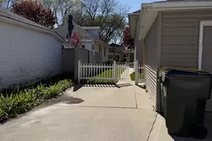 4536 N Larkin St, Shorewood, WI 53211 - Photo 7