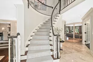 134 E Trillium Ct, Mequon, WI 53092 - Photo 7