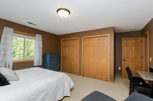 984 Spring Ct, Newburg, WI 53095 - Photo 9