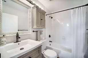 234 N Broadway, Milwaukee, WI 53202 - Photo 15