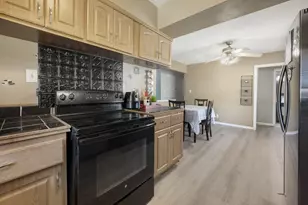 4846 N 76th St, Milwaukee, WI 53218 - Photo 5