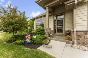 21975 W North Ave, Brookfield, WI 53045 - Photo 17
