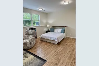 21975 W North Ave, Brookfield, WI 53045 - Photo 9
