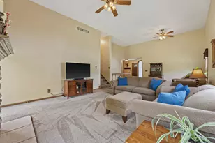 N60W23922 Butternut Ln, Sussex, WI 53089 - Photo 13