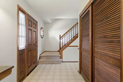4217  Harvest Ln, Racine, WI 53402 - Photo 3