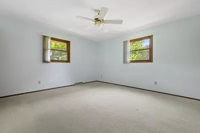 4217  Harvest Ln, Racine, WI 53402 - Photo 27