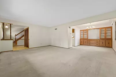 4217  Harvest Ln, Racine, WI 53402 - Photo 5