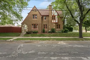 3303 N Sherman Blvd, Milwaukee, WI 53216 - Photo 25
