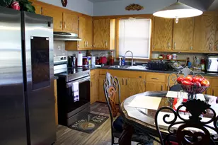 6650 W Clovernook Ct, Milwaukee, WI 53223 - Photo 11