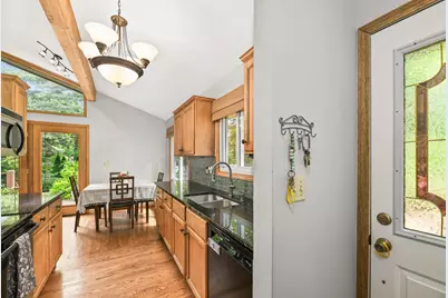 W277S8435  Riverview Dr, Vernon, WI 53149 - Photo 5