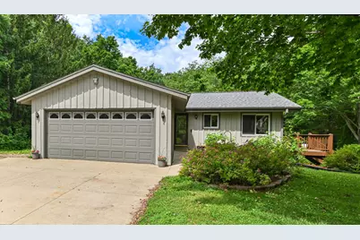 W277S8435  Riverview Dr, Vernon, WI 53149 - Photo 3