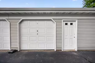W168N11065 Ashbury Cir, Germantown, WI 53022 - Photo 21
