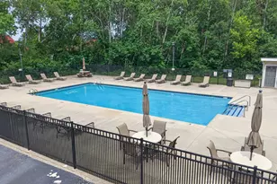 W168N11065 Ashbury Cir, Germantown, WI 53022 - Photo 27