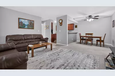 W168N11065  Ashbury Cir #8, Germantown, WI 53022 - Photo 3