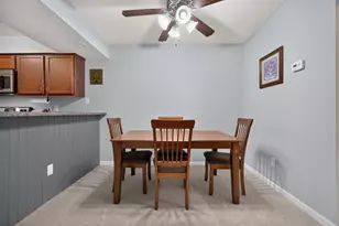 W168N11065 Ashbury Cir, Germantown, WI 53022 - Photo 11