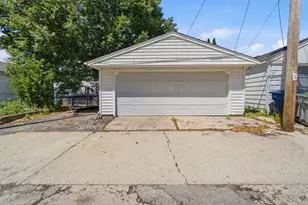3126 N 80th St, Milwaukee, WI 53222 - Photo 21