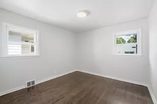 3126 N 80th St, Milwaukee, WI 53222 - Photo 7