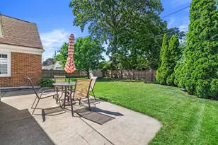804 Florence Ave, Racine, WI 53402 - Photo 35