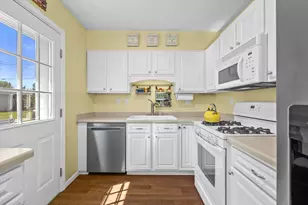 804 Florence Ave, Racine, WI 53402 - Photo 11