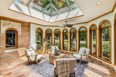 6150  Washington Cir, Wauwatosa, WI 53213 - Photo 15
