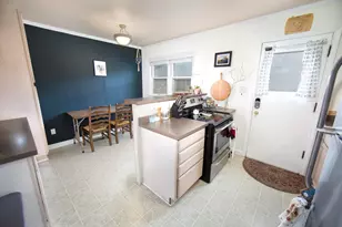 4918 N Shoreland Ave, Whitefish Bay, WI 53217 - Photo 7