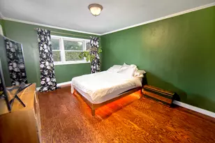 4918 N Shoreland Ave, Whitefish Bay, WI 53217 - Photo 11