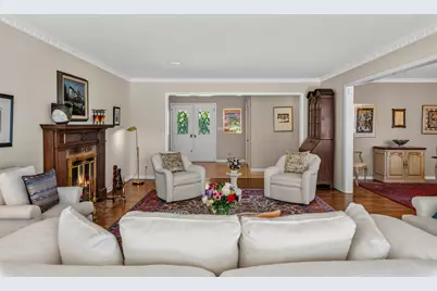 11272 N Lakeview Pl, Mequon, WI 53092 - Photo 11