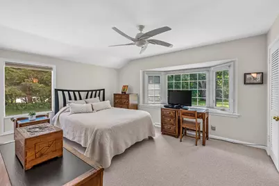 11272 N Lakeview Pl, Mequon, WI 53092 - Photo 29