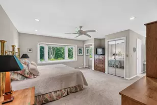 11272 N Lakeview Pl, Mequon, WI 53092 - Photo 25