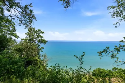 11272 N Lakeview Pl, Mequon, WI 53092 - Photo 37