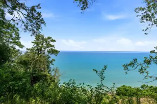 11272 N Lakeview Pl, Mequon, WI 53092 - Photo 37