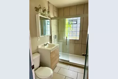 4656 N 21st St, Milwaukee, WI 53209 - Photo 13