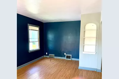 4656 N 21st St, Milwaukee, WI 53209 - Photo 9