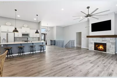 10163 S Woodside Ct, Franklin, WI 53132 - Photo 15