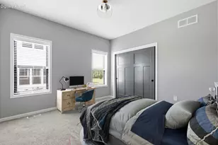 10163 S Woodside Ct, Franklin, WI 53132 - Photo 33