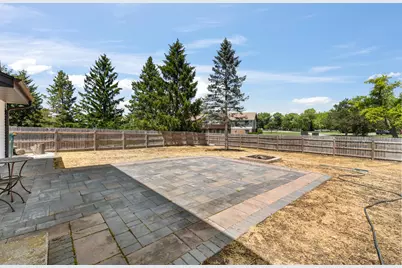 W157N11054  Tinkers Ct, Germantown, WI 53022 - Photo 3