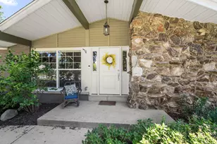 N97W15817 Burr Oak Rd, Germantown, WI 53022 - Photo 23