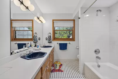 225 E Ravine Baye Rd, Bayside, WI 53217 - Photo 51