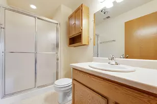 206 Bur Oak Ln, Grafton, WI 53024 - Photo 7