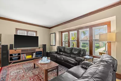 2130 N 62nd St, Wauwatosa, WI 53213 - Photo 11