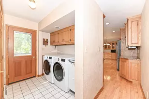 18571 W Hillcrest Dr, New Berlin, WI 53146 - Photo 31