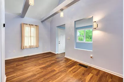 2202 S 68th St, West Allis, WI 53219 - Photo 7