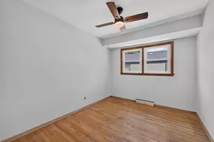6520 N 54th St, Milwaukee, WI 53223 - Photo 15