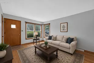 6520 N 54th St, Milwaukee, WI 53223 - Photo 5