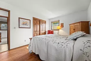 4972 S 65th St, Greenfield, WI 53220 - Photo 25