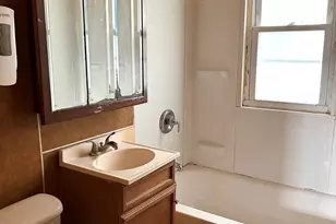 1313 N 38th St, Milwaukee, WI 53208 - Photo 31
