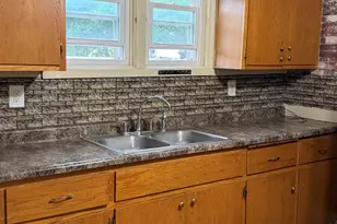 1313 N 38th St, Milwaukee, WI 53208 - Photo 13