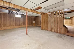 6083 S 20th St, Milwaukee, WI 53221 - Photo 15